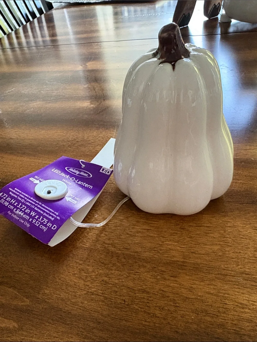 Home Accents ceramic white